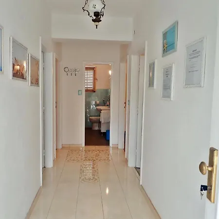 Amarena Apartman Starigrad-Paklenica