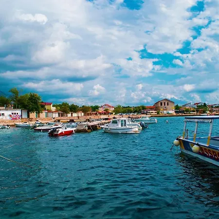 Apartamento Amarena *