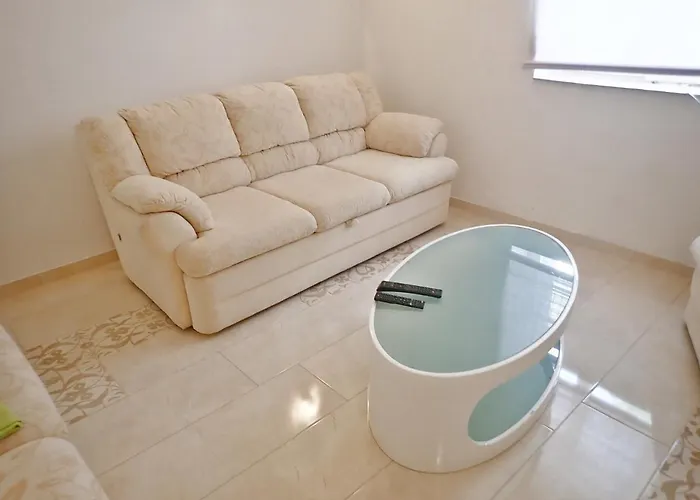 Amarena Apartment