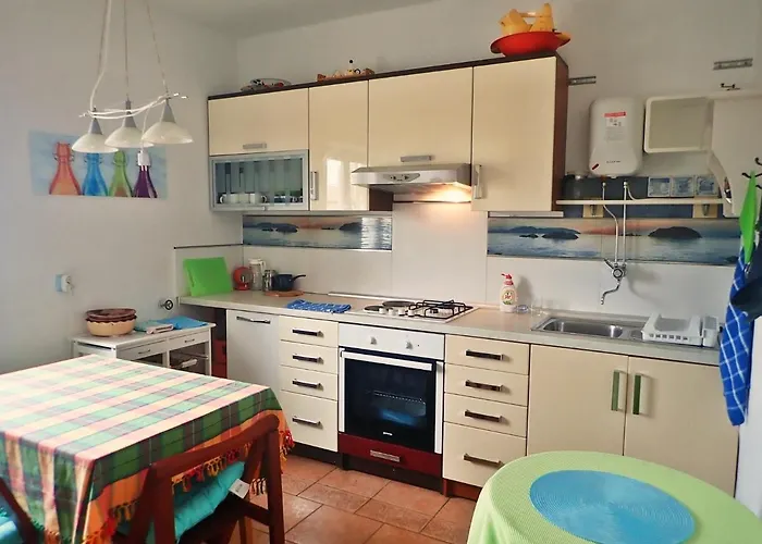 Amarena Apartment *