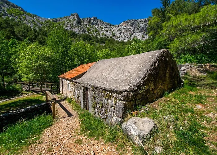 Apartment Amarena Starigrad Paklenica